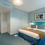Le Nest By Sweett 4*