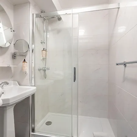 Le Nest By Sweett Hotell Paris