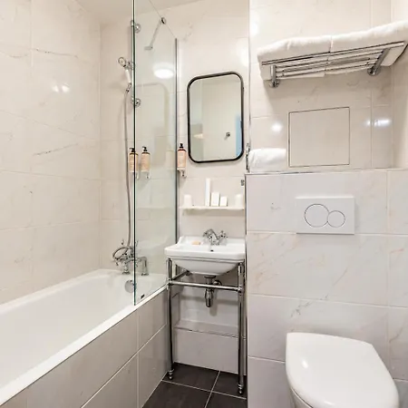 Le Nest By Sweett Hotel