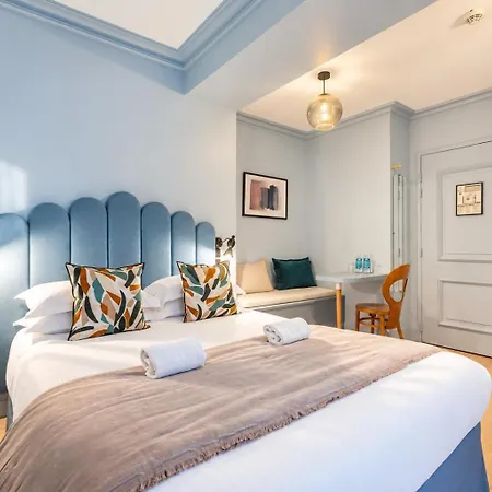 Hotel Le Nest By Sweett 4*