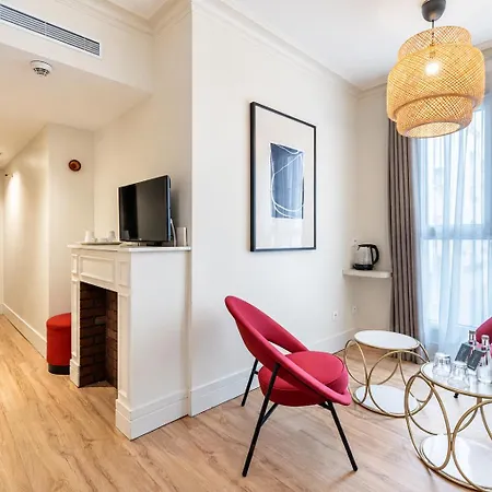 Le Nest By Sweett 4*