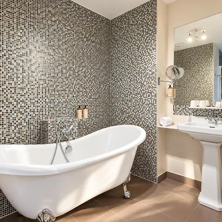 Le Nest By Sweett Hotel 4*