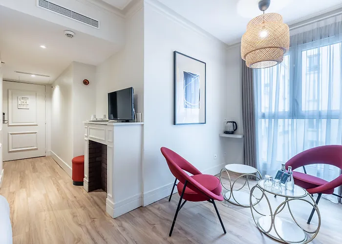 Le Nest By Sweett Hotel Paryż