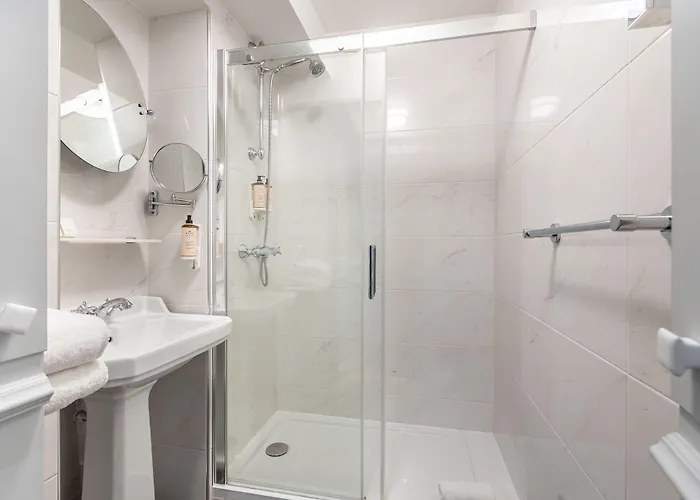 Le Nest By Sweett Hotel Paryż