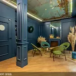 Le Nest By Sweett Hotel