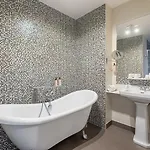 Le Nest By Sweett Отель Париж